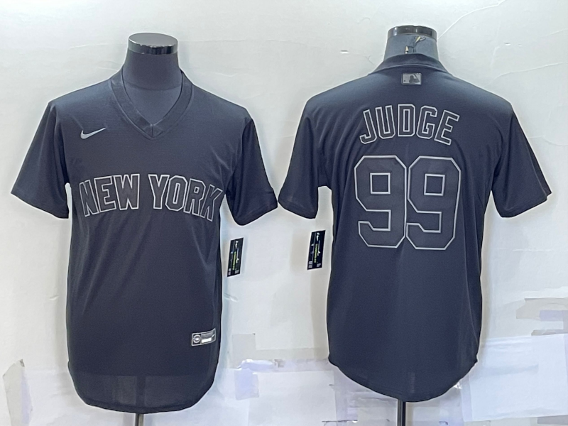 Men's New York Yankees Aaron Judge #99 Black Alternate Game Jersey1