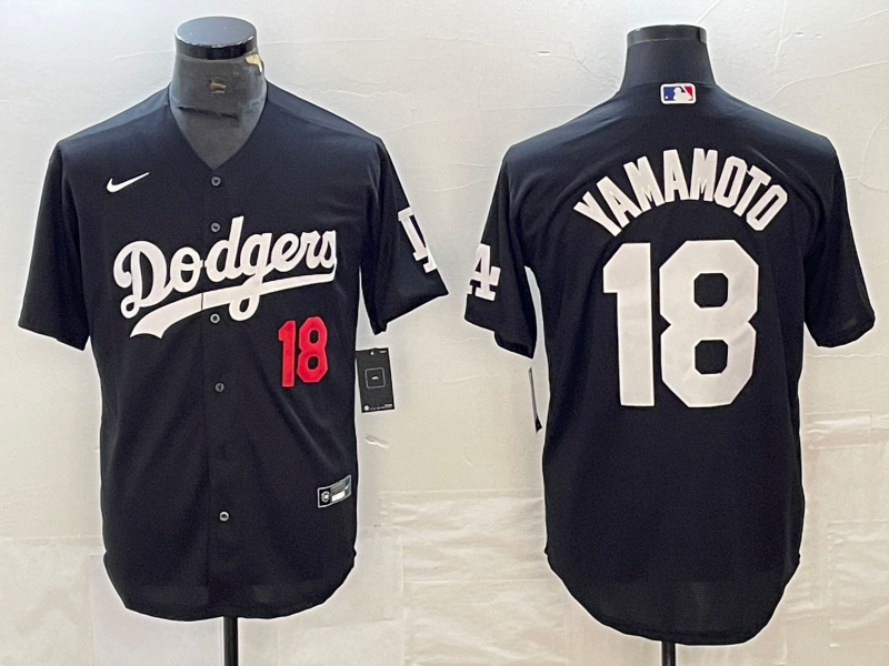 Men's Los Angeles Dodgers Yoshinobu Yamamoto #18 Black Replica Game Jersey1