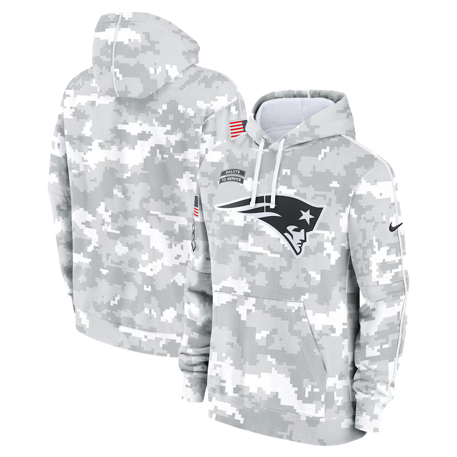 Men's New England Patriots Arctic Camo 2024 Salute to Service Club Fleece Pullover Hoodie1