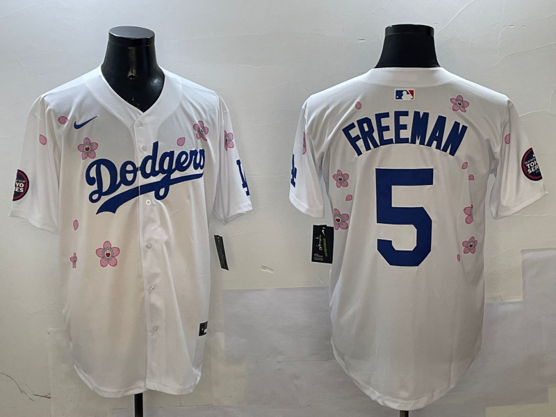 Men's Los Angeles Dodgers Freddie Freeman #5 White Alternate Replica Player Jersey1