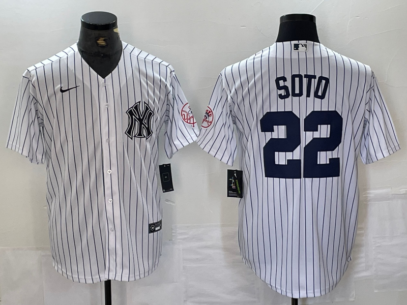 Men's New York Yankees Juan Soto #22 White Limited Player Jersey1