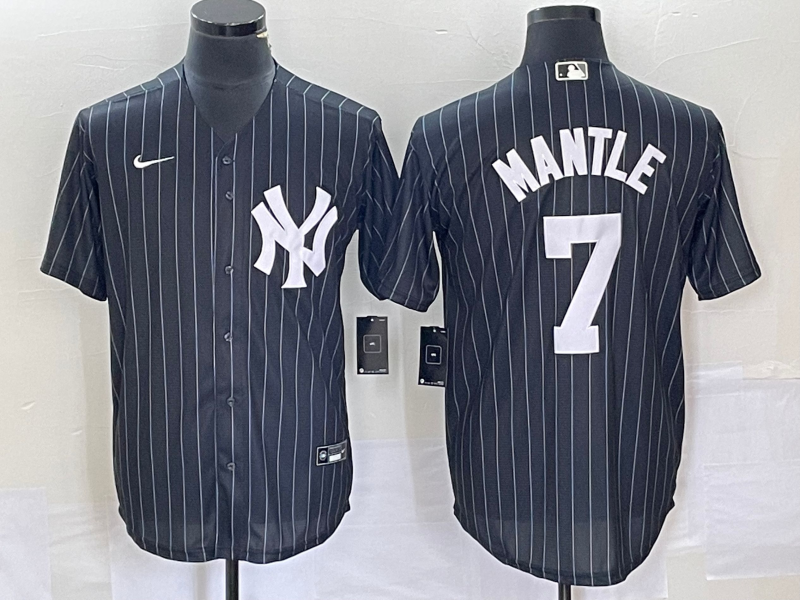 Men's New York Yankees Mickey Mantle #7 Black Replica Player Jersey1
